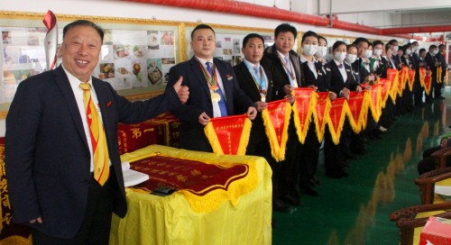 1673485532317321.jpg 頒獎(jiǎng)合影3_副本.jpg